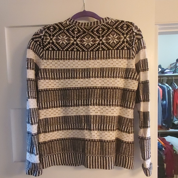 Sweater - Picture 2 of 4